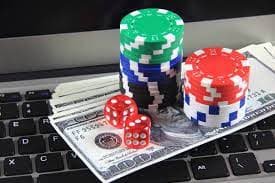 Simbol privasi dan perlindungan data pengguna pada platform hiburan online